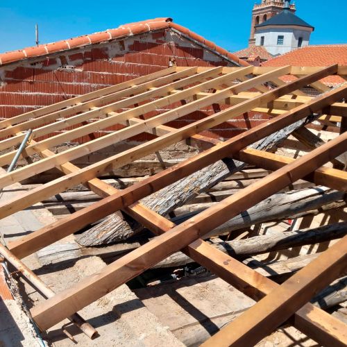 Imagen de tejado de vivienda en construcción